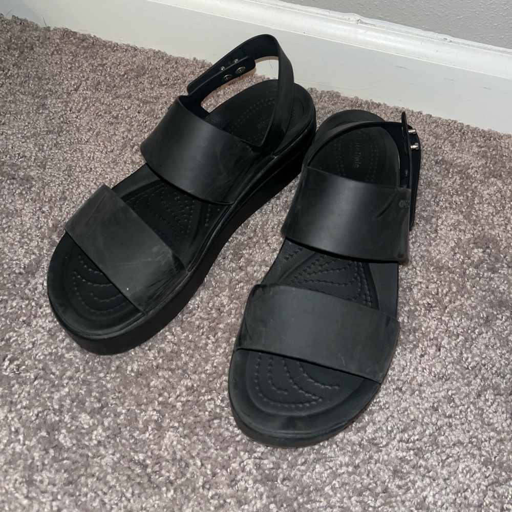 Crocs Brookyln Low Wedge Chunky Platform Sandals Shoes Black